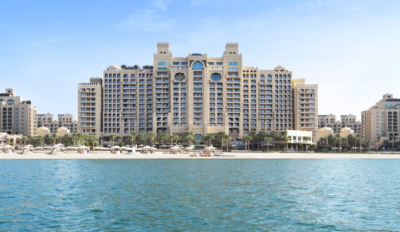 Hotel Exterior Beach_001